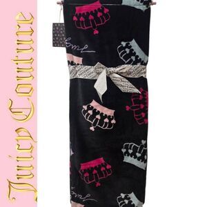 Juicy Couture Heart Crown Logo Throw Blanket